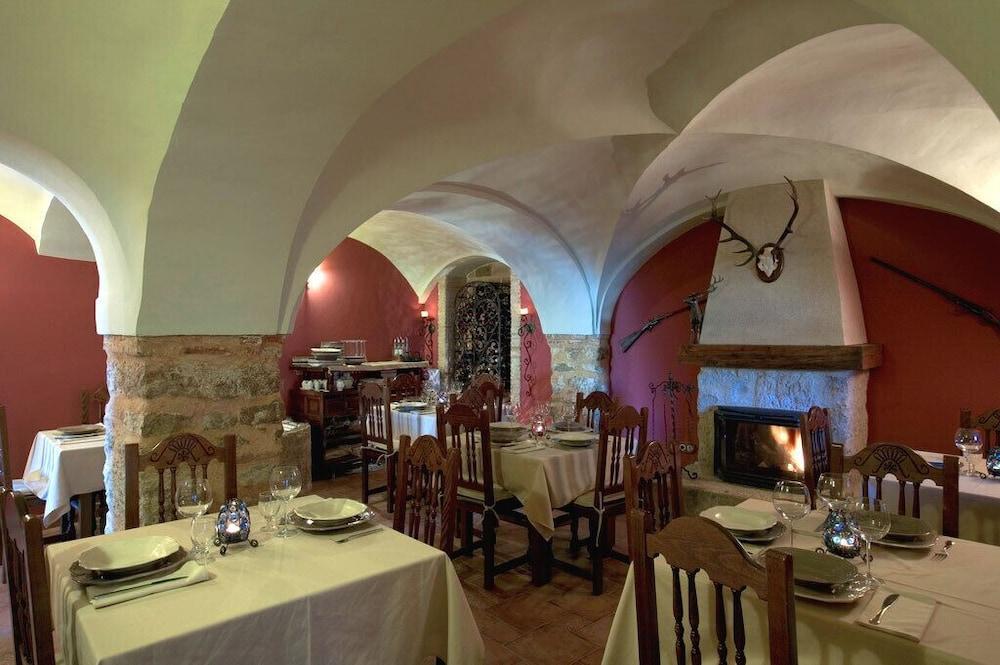 La Posada Del Canal Villanueva de San Mancio Exterior foto