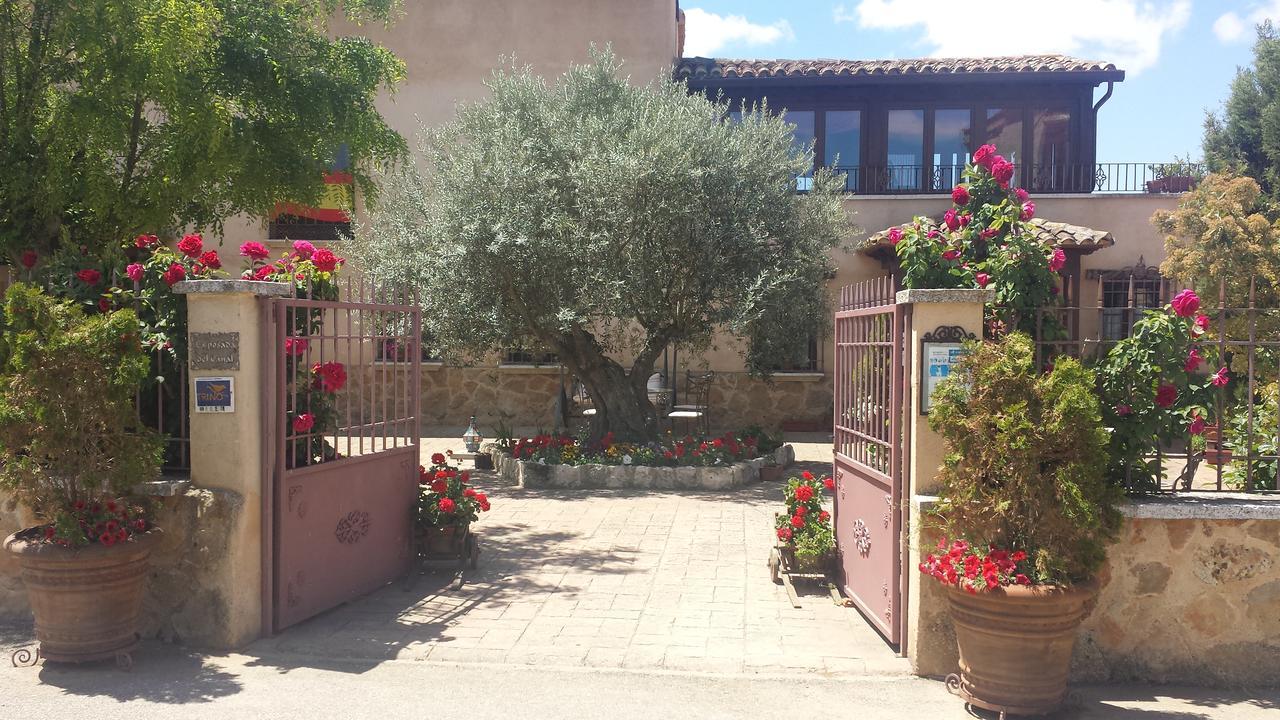 La Posada Del Canal Villanueva de San Mancio Exterior foto